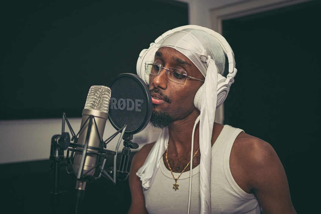 AI Voiceover Side Hustle: How Beginners Get Their First Paid Job (2026)